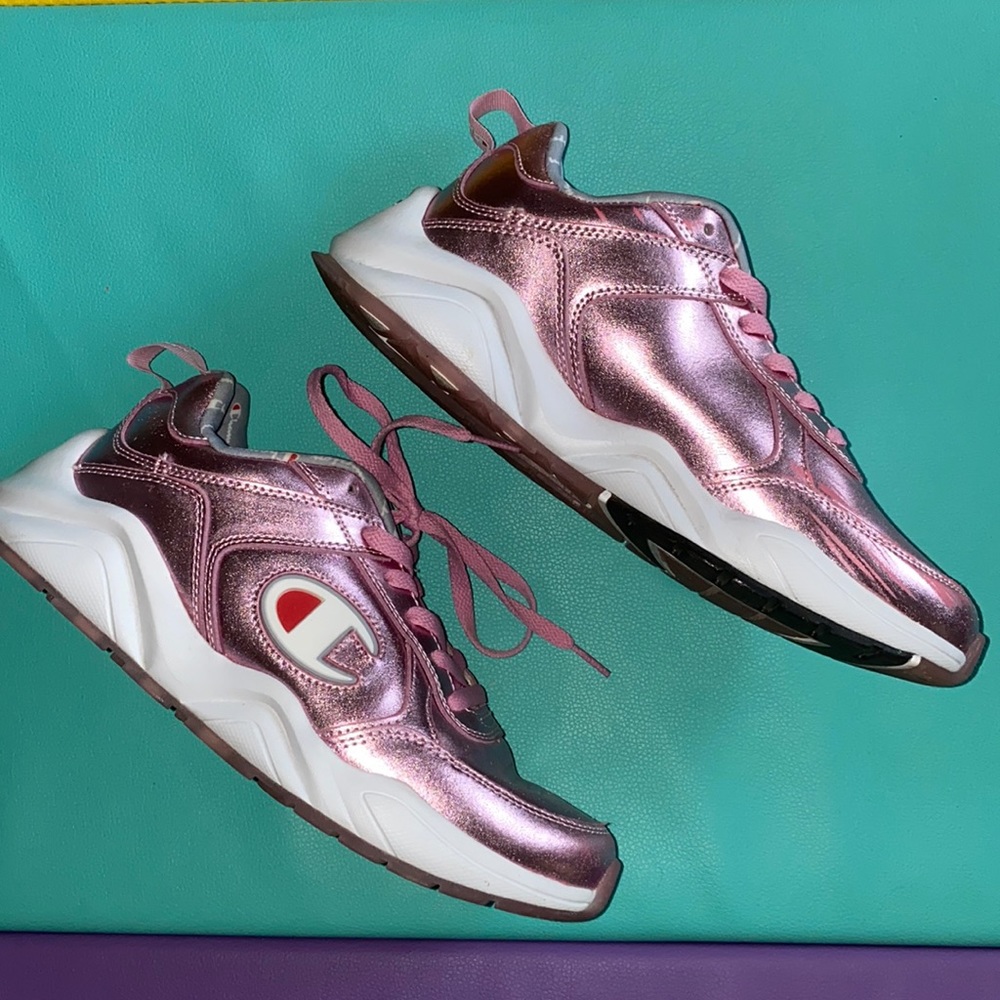Pink Metallic Champion shoes!